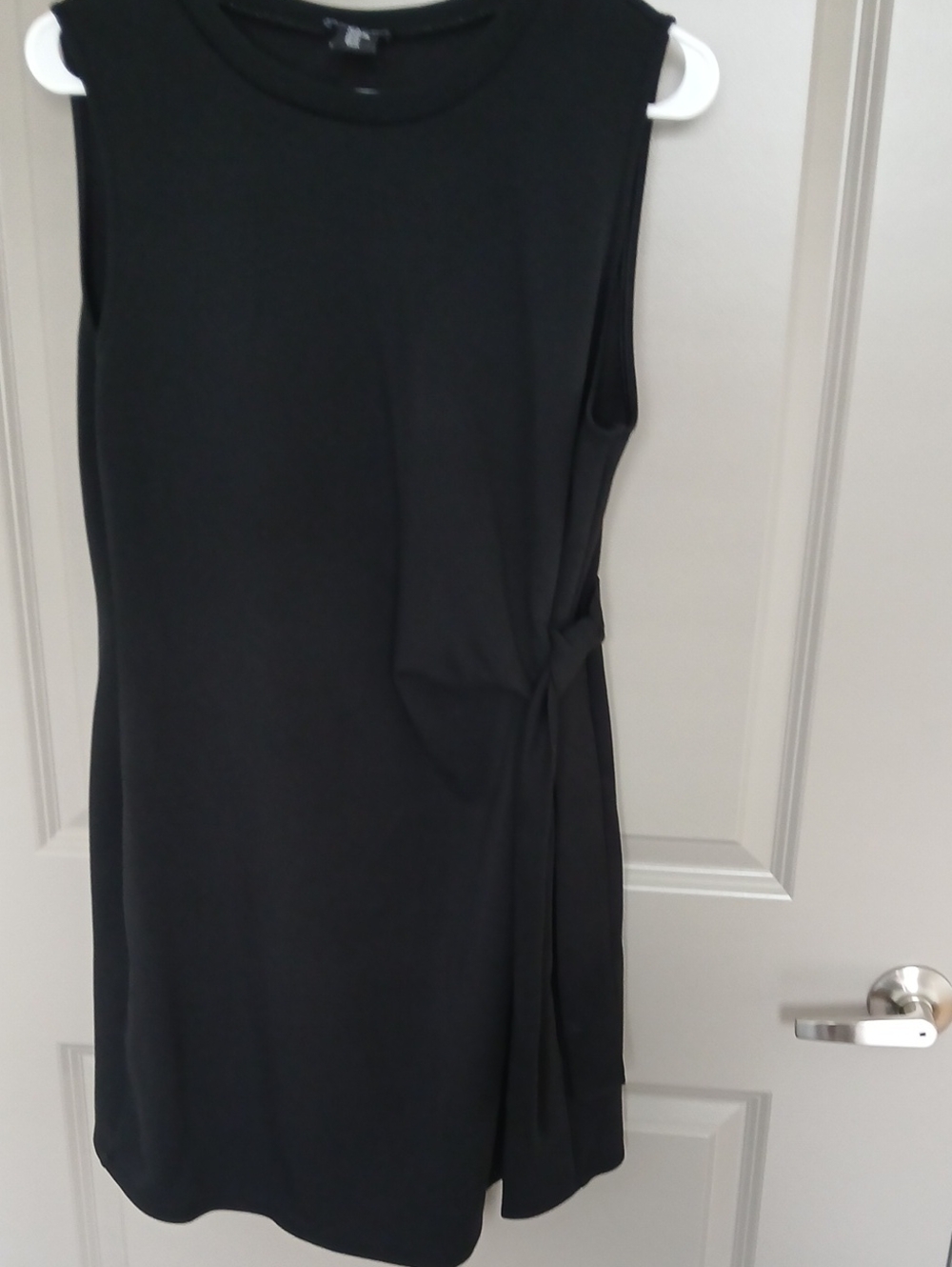 Nicole Miller Sleeveless Black Side-Tie Shift Dress